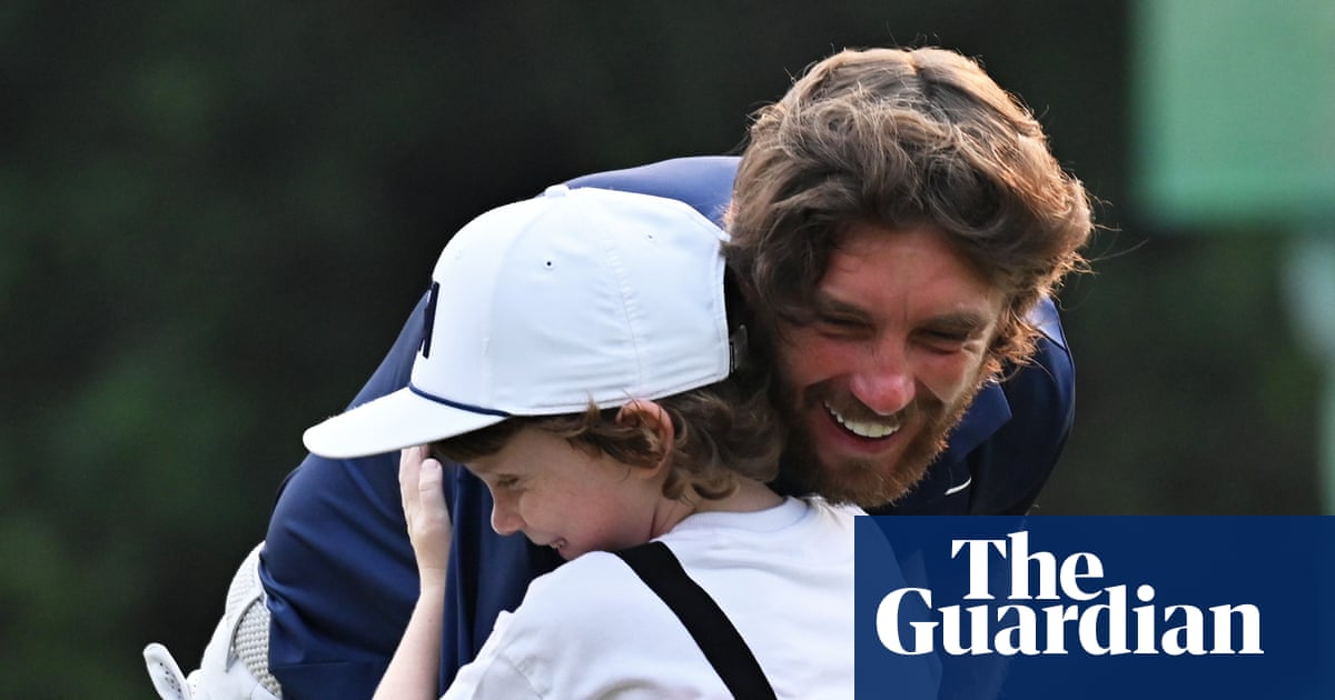 That was really cool': Fleetwood lands Delhi title and celebrates with son