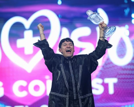 JJ holds the trophy after winning Eurovision Song Contest 2025