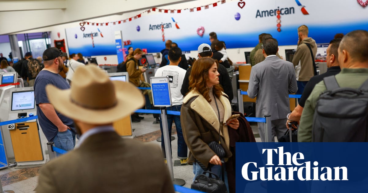 US officials lift surprise 10-day closure of airspace around El Paso, Texas