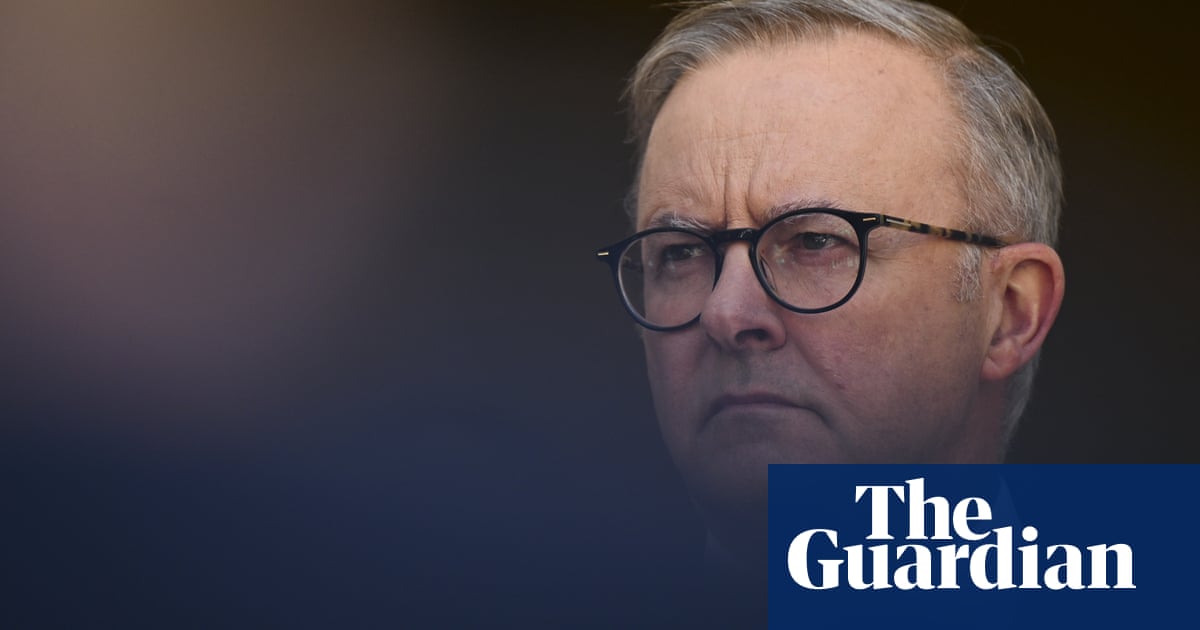 Guardian Essential poll: Albanese approval rating dips in sign of gruelling political year ahead