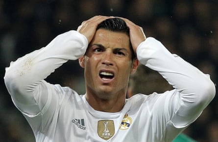Real Madrid’s Cristiano Ronaldo also had a go but got it all wrong.
