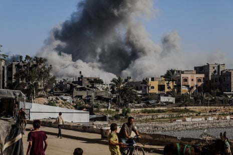 Smoke rises after an Israeli attack on Jabalia camp, north of Gaza on August 20, 2025.