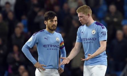 Kevin De Bruyne (right) has more responsibility on his shoulders as David Silva drifts into the background at Manchester City.
