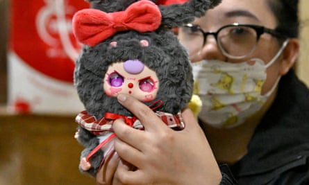 Sales of Vietnamese doll plunge over face marking like China's 'nine-dash line' | China | The Guardian Sales of Vietnamese doll plunge over face marking like China's 'nine-dash line' | China | The Guardian