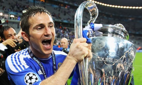 FC Bayern Muenchen v Chelsea FC - UEFA Champions League Final<br>MUNICH, GERMANY - MAY 19:  Frank Lampard of Chelsea celebrates with the trophy after their victory in the UEFA Champions League Final between FC Bayern Muenchen and Chelsea at the Fussball Arena M?nchen on May 19, 2012 in Munich, Germany.  (Photo by Alex Livesey/Getty Images)