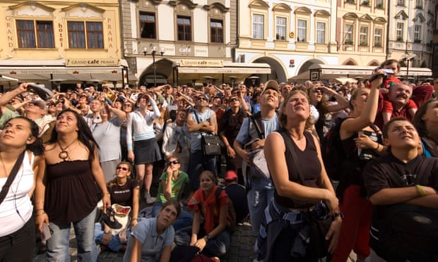 The size of crowds that gather in Prague’s centre disrupts the lives of residents, the city council says.