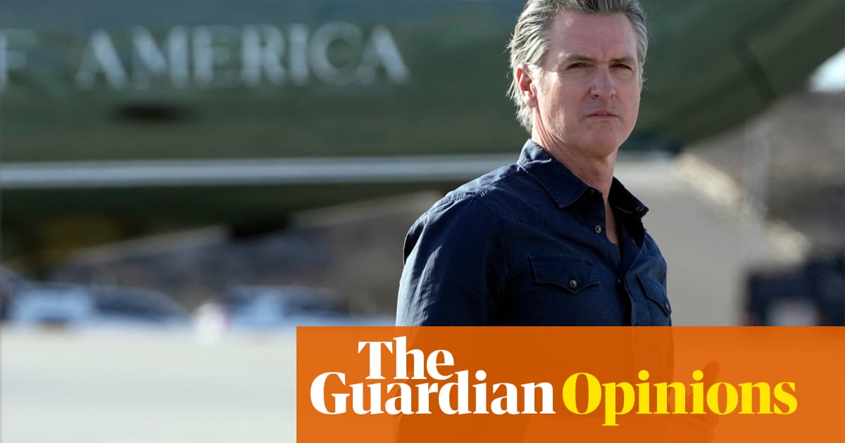 Why is Gavin Newsom handing Steve Bannon a megaphone? It's becoming clear | Margaret Sullivan