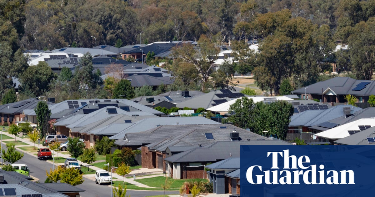 Australia Inflation Surges to 3.2% Dashes Near-Term Rate Cut Hopes