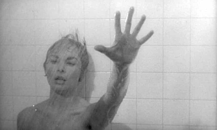 Les films étaient là en premier… Psychose d'Alfred Hitchcock, basé sur les crimes du tueur en série Ed Gein.