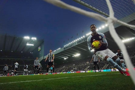Ezri Konsa celebrates after Ollie Watkins’ late goal for Aston Villa