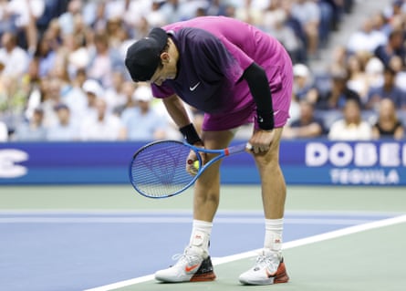 Jack Draper taking a breather during his US Open defeat by Jannik Sinner