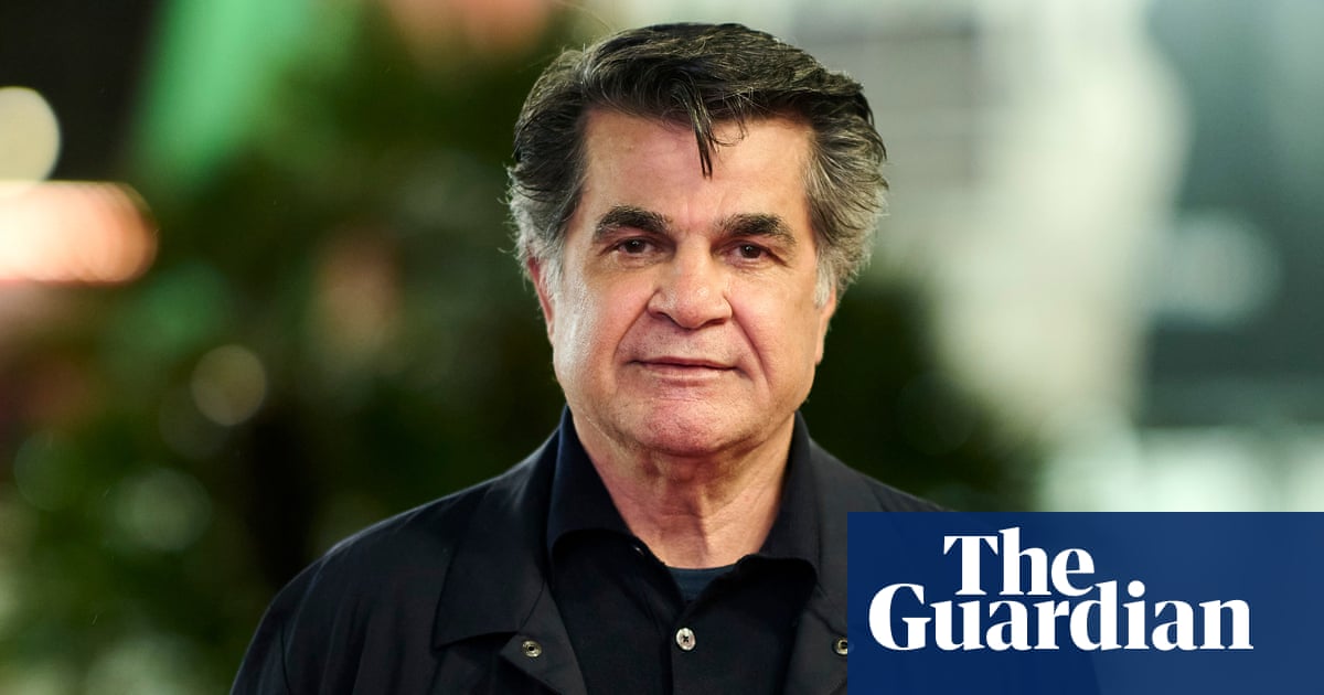 Iranian film-maker Jafar Panahi given new prison sentence and has assets seized