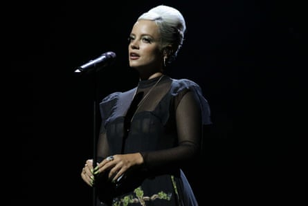 Lily Allen performs at the Mercury ceremony.