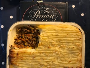Simon Hopkinson and Lindsey Bareham's shepherd’s pie: best to start with raw mince, they say.