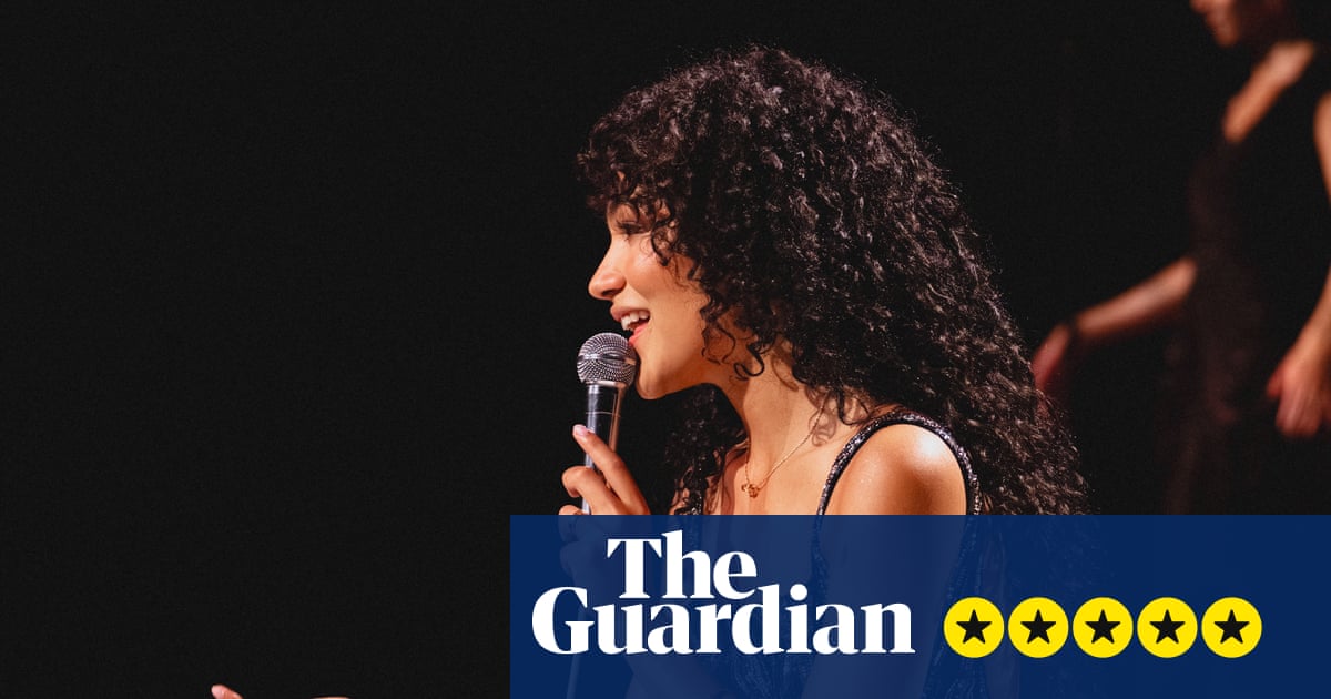 Olivia Dean review – soul-pop superstar shimmies into a classy and commanding first arena tour