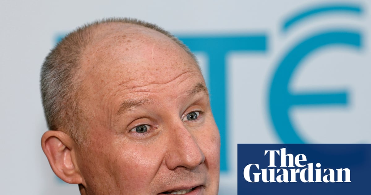 Fianna Fail's Jim Gavin withdraws from Irish presidential race