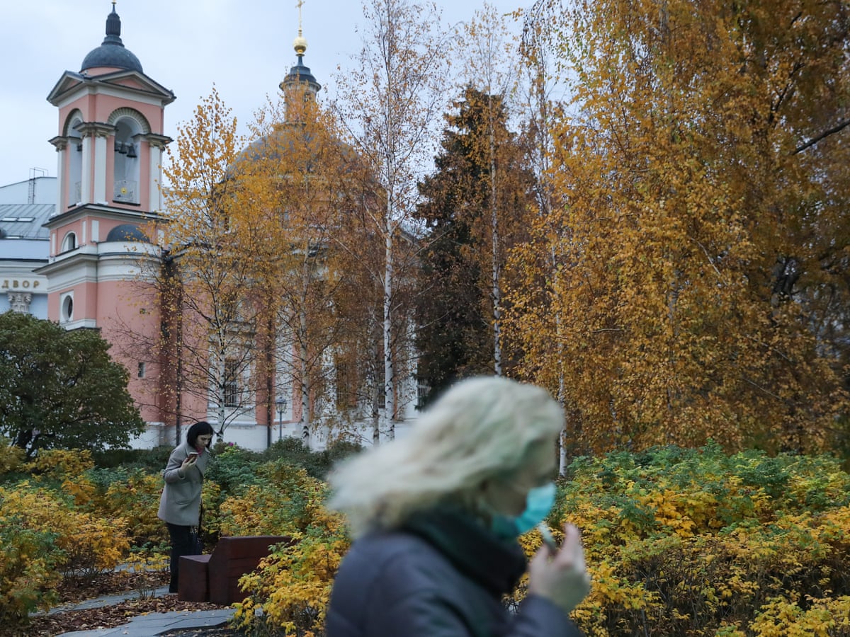 Coronavirus Live News England Begins Lockdown As Russia Poland Austria Switzerland See Record Case Rises World News The Guardian