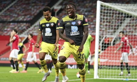 Southampton’s Michael Obafemi celebrates equalising deep into added time to keep Manchester United outside the Champiosnb League places with three games to play.