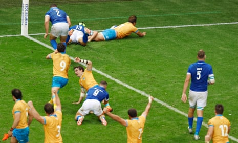 Uruguaylı Nicolas Freitas, İtalya'ya karşı 2023 Rugby Dünya Kupası maçında ikinci denemesini yaptı.