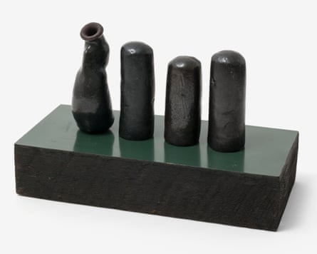 Donald Locke, Black Box with Green Surface – Blackbirds, 1974.