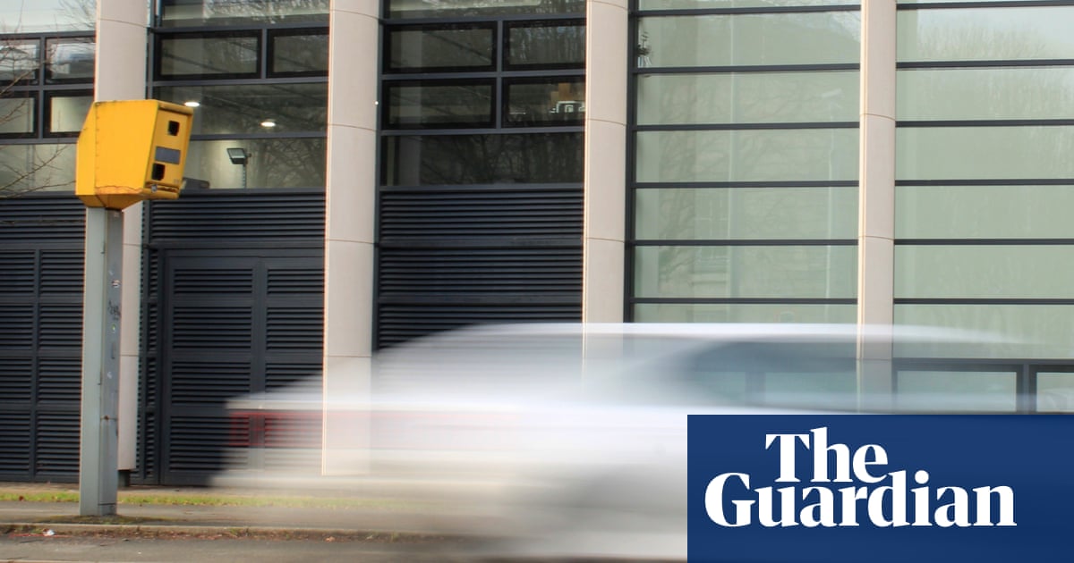 Moeten flitsers verborgen worden? | Verkeersveiligheid