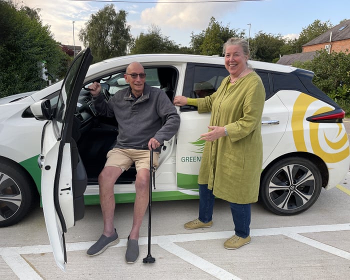 ‘A long road ahead’: could community car-sharing help UK hit climate targets?