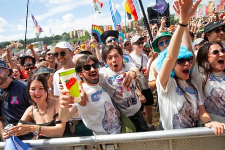 Fans watching Ca7riel and Paco Amoroso at West Holts stage.