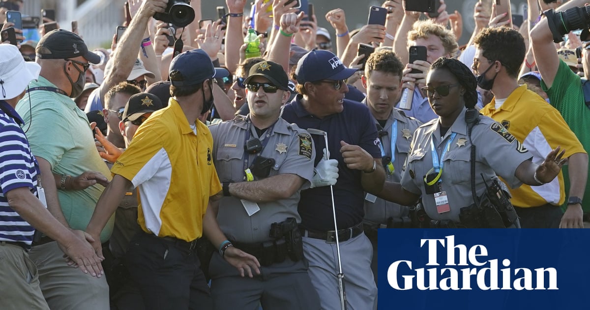 Brooks Koepka unhappy after US PGA Championship crowd invades fairway