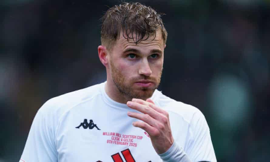 David Goodwillie playing for Clyde against Celtic in February 2020.