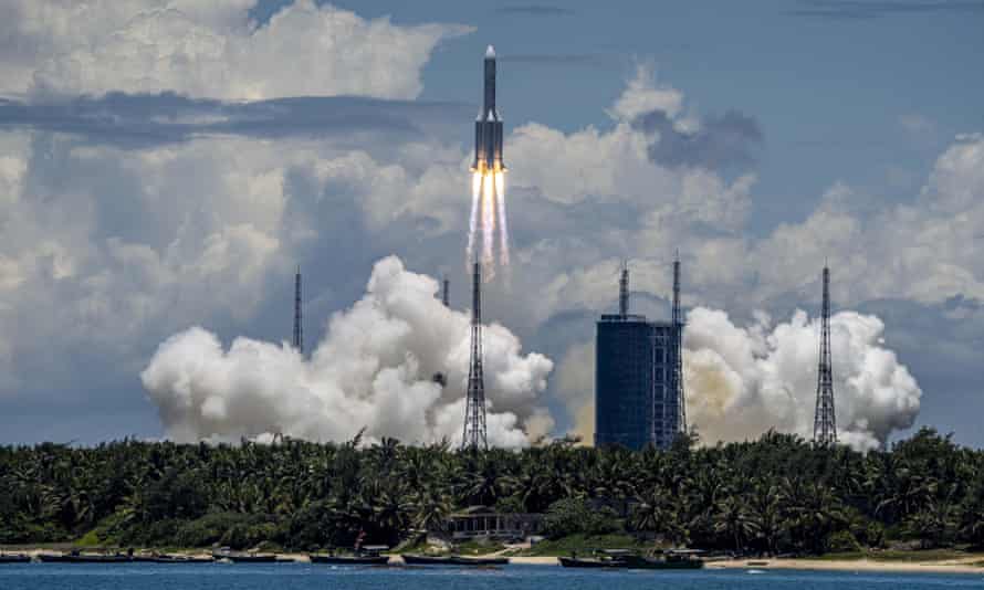 Τι θα συμβεί το 2021 και (ήδη) το γνωρίζουμε- Τα μεγάλα γεγονότα στον κόσμο 7 Ένας κινεζικός πύραυλος εκτοξεύεται για τον Άρη