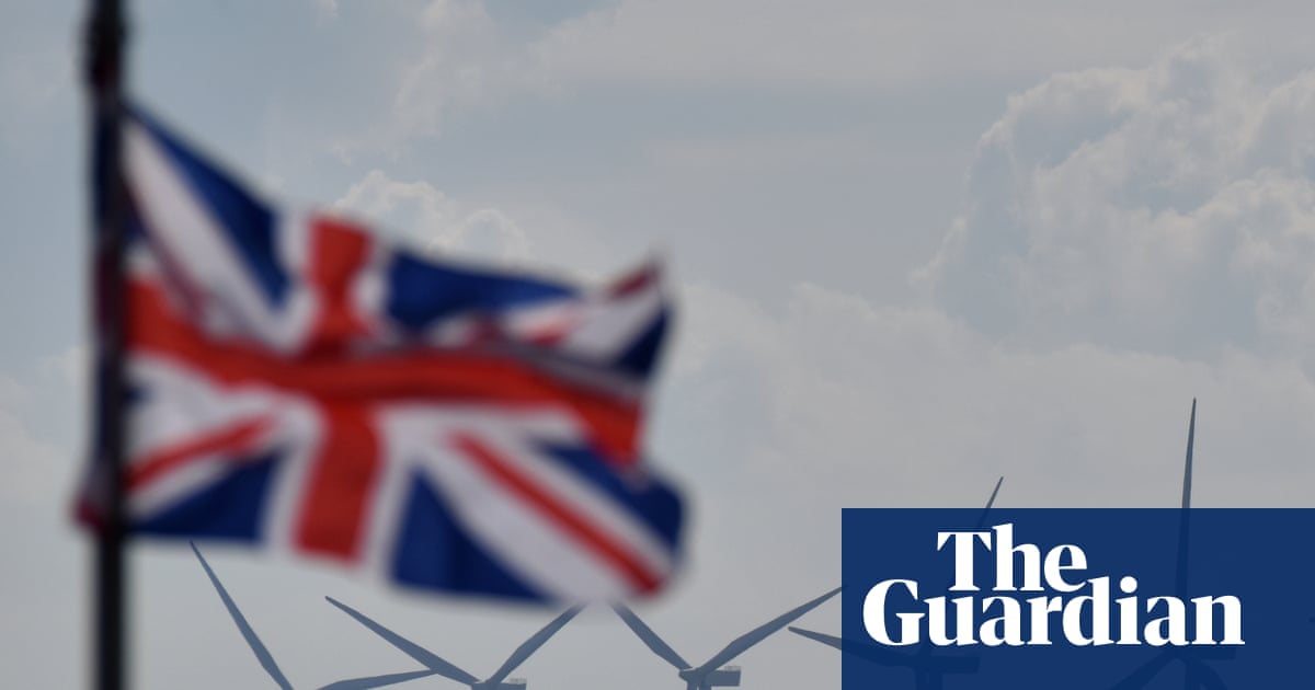 Rightwing narrative fuelling false belief UK public oppose net zero, study finds