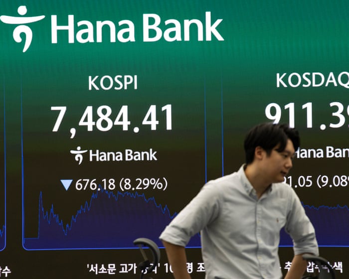 Stock markets fall as concerns persist over tech firms at heart of AI boom