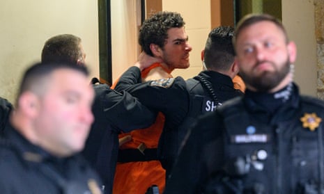 Luigi ‘The Adjuster’ Mangione, suspect in CEO shooting, to plead not guilty and fight extradition, lawyer says (theguardian.com)