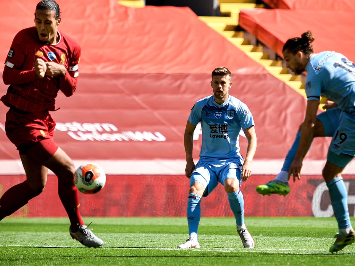 Burnley S Jay Rodriguez Ends Liverpool S Perfect Anfield Record Football The Guardian
