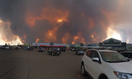 I Began To Accept The Thought Of Death Fort Mcmurray School Students On Fleeing The Wildfire Canada The Guardian