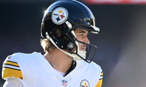 Kenny Pickett had ankle surgery a month ago.