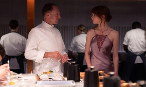 Ralph Fiennes and Anya Taylor-Joy in The Menu