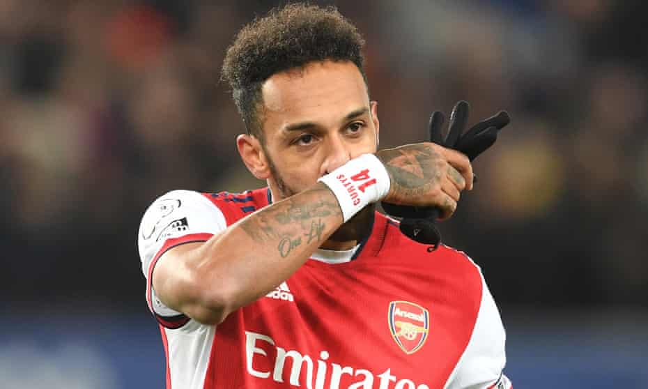 Arsenal drop club captain Aubameyang from squad for &#39;disciplinary breach&#39; | Arsenal | The Guardian