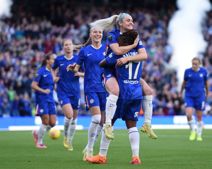 Premier League buildup and WSL action, Earps book revelations, Vieira sacked – matchday live