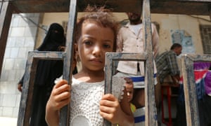 Girl and her family in Hodeidah
