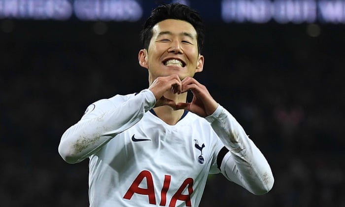 Son Heung Min Apologises To Andre Gomes In Goal Celebration As Fans Hail Tottenham Star Football Sport Express Co Uk