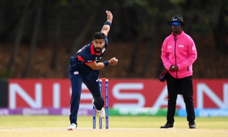 Ali Khan bowls for the US in a World Cup qualifier.
