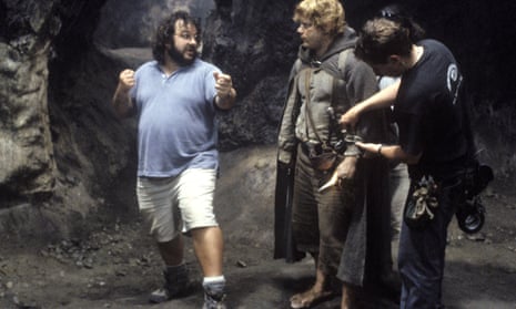 Peter Jackson (left) directs a scene in The Lord of the Rings: The Return of the King