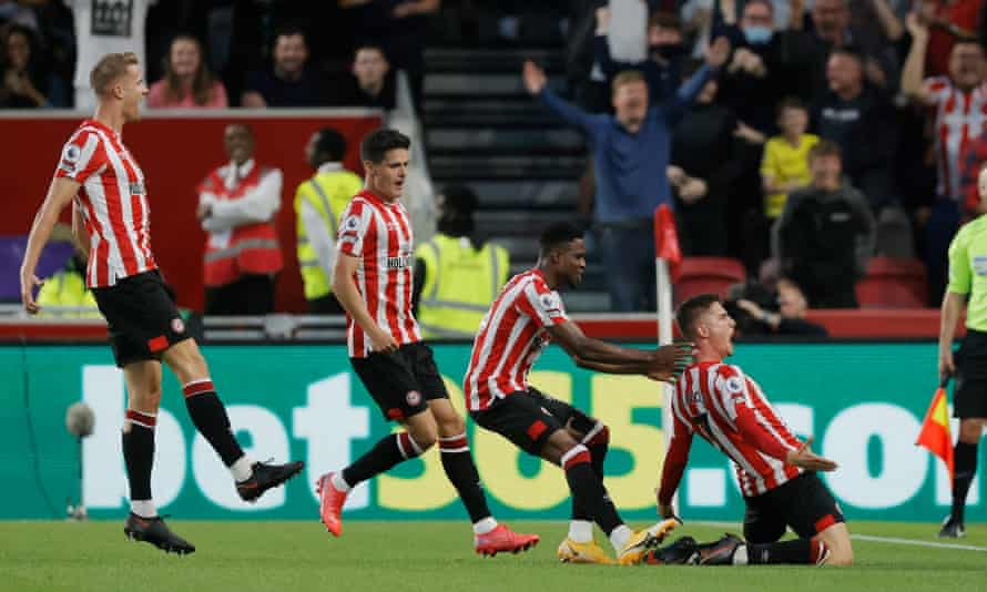 Sergi Canós celebrates after scoring the first goal for Brentford.