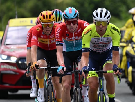 Pisahkan lima orang Anda: Pascal Eenkhorn (Lotto-Dstny), Lilian Calméjane (Intermarché), Simon Guglielmi (Arkea), Jonas Gregaard (Uno-X) dan Valentin Ferron (TotalEnergies).
