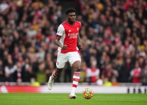 Thomas Partey makes a welcome return to the Arsenal midfield this evening.