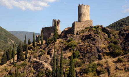 Cathar Castle at Las Tours in La Montagne Noire, Aude.