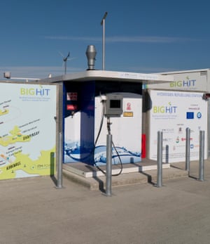 a hydrogen refuelling station at kirkwall