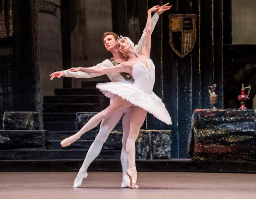 Olga Smirnova with Semyon Chudin in Swan Lake by the Bolshoi at the Royal Opera House, London, in 2019.