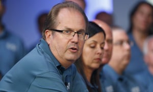 Gary Jones speaks during contract talks with Fiat Chrysler in Auburn Hills, Michigan in July.